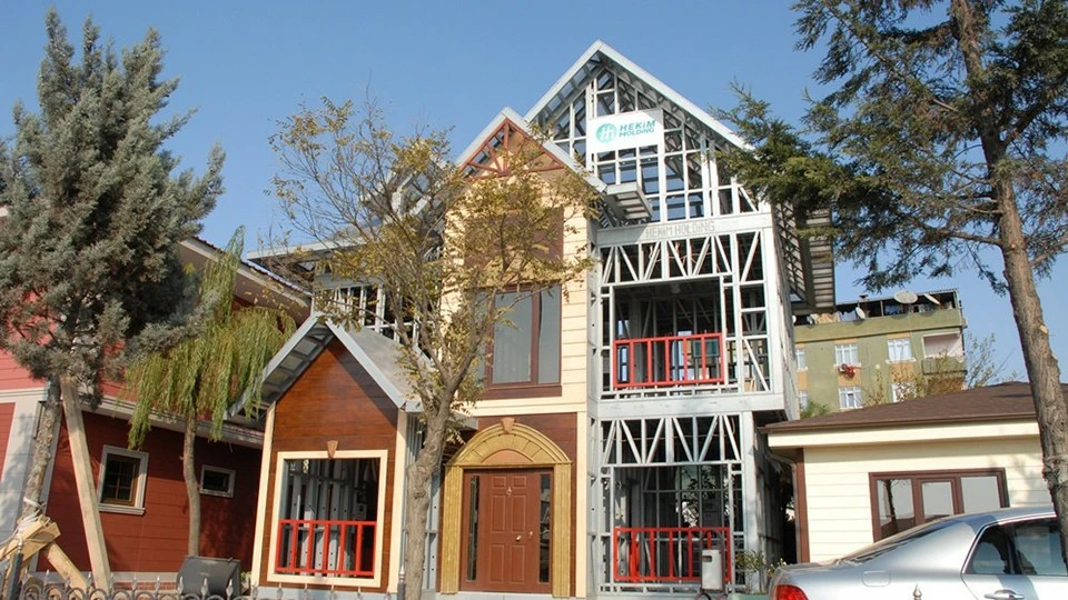 Hekim Holding Fuar Evi